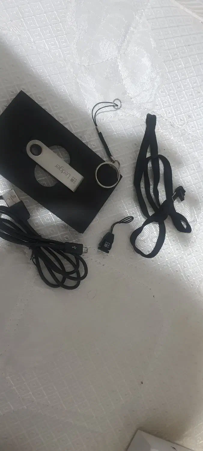 کیف پول سرد لجر نانو اس Ledger Nano S|قطعات و لوازم جانبی رایانه|کرمانشاه, |دیوار