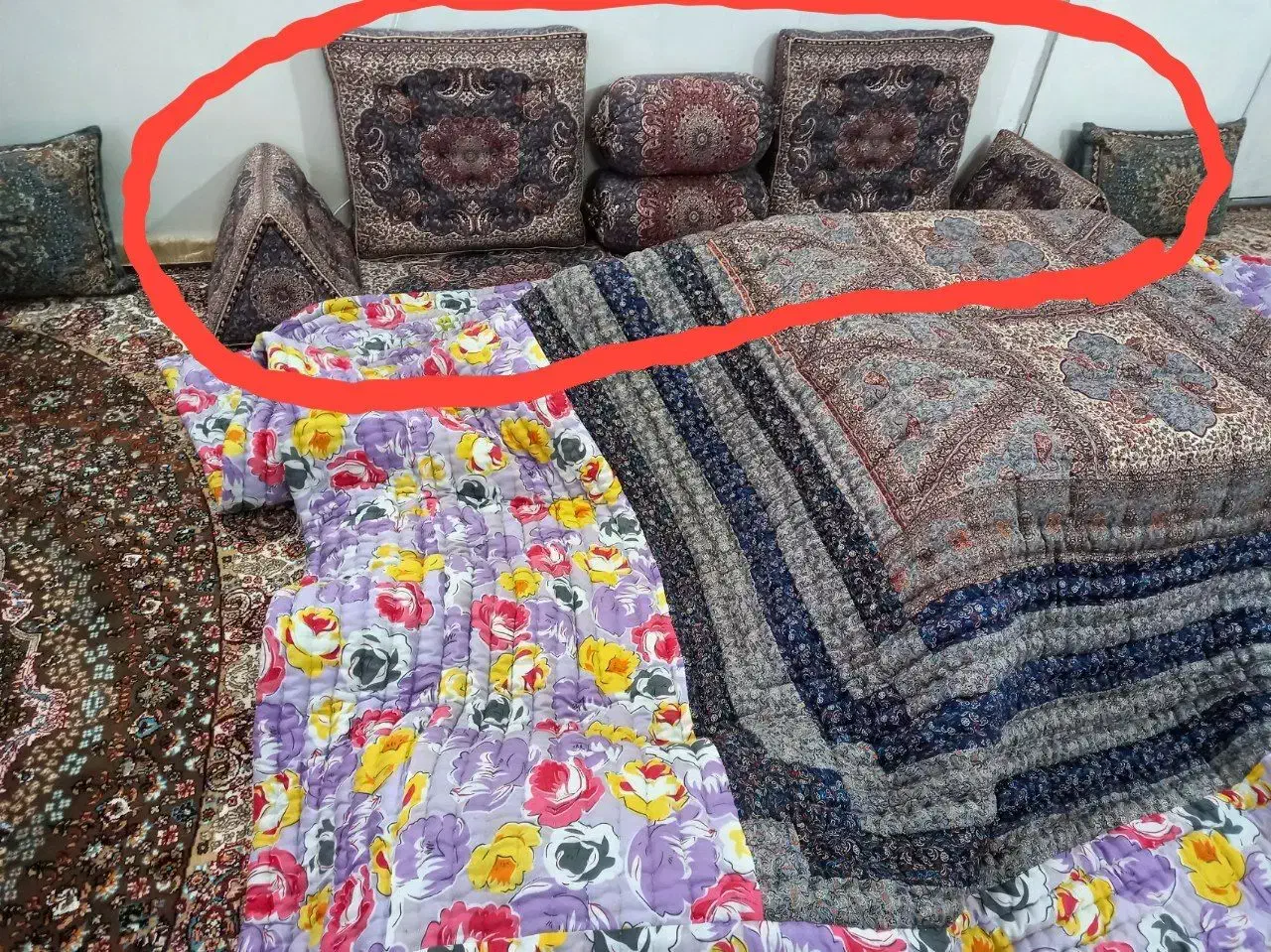 سرویس هفت تکه شاه نشین|پشتی|جلگه رخ, |دیوار