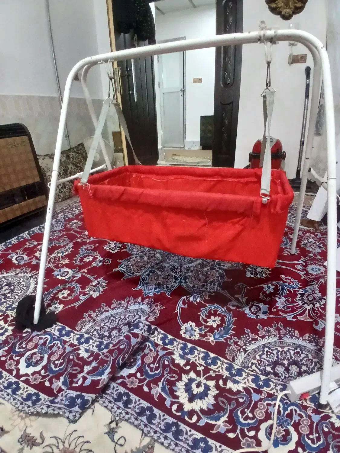 گهواره کودک|تخت و سرویس خواب|تربت جام, اسماعیل آباد|دیوار