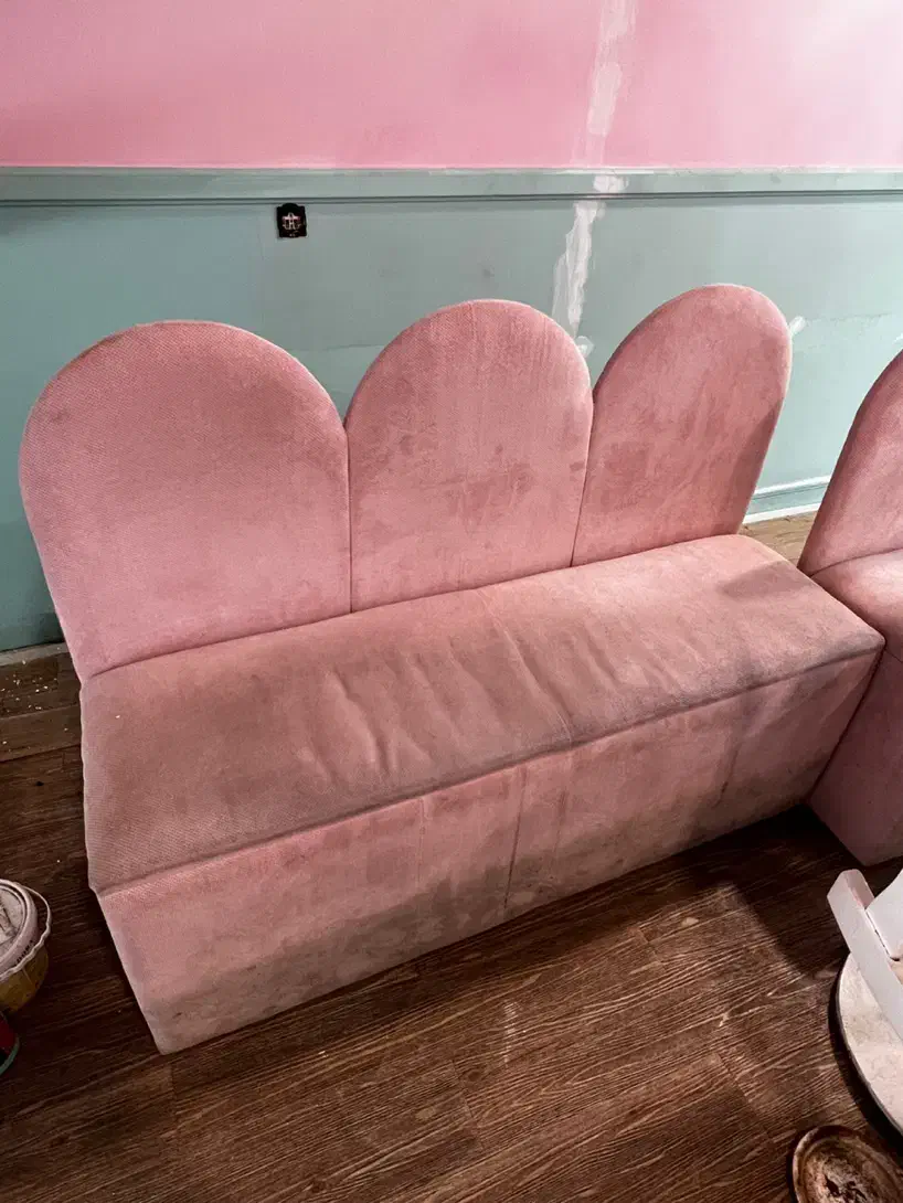 دو عدد مبل سه نفره|مبلمان خانگی و میز عسلی|شاهین‌شهر, نظامی|دیوار