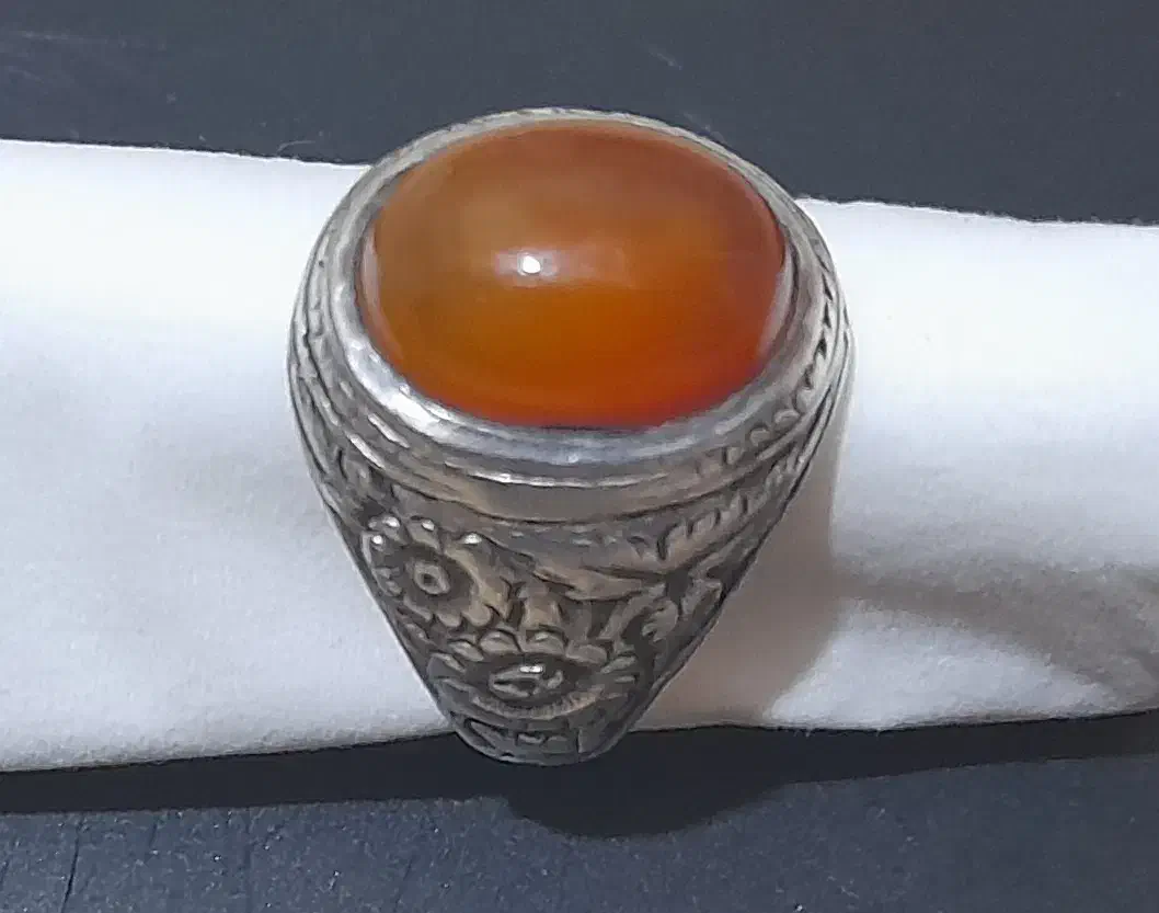 انگشتر عقیق کهن|جواهرات|سمنان, |دیوار