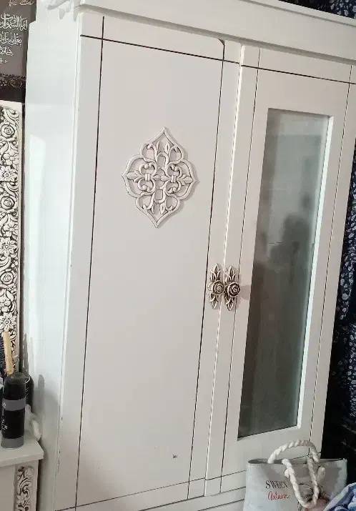 کمد|جاکفشی، کمد، دراور|تربتحیدریه, پائین ولایت|دیوار