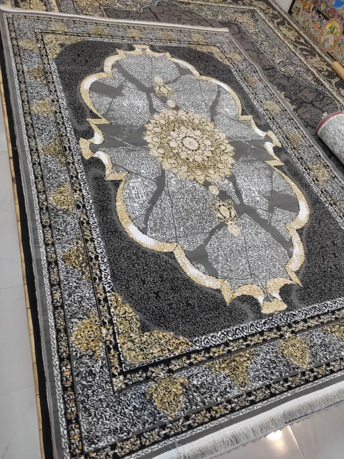 فرش|فرش|رشت, جماران|دیوار