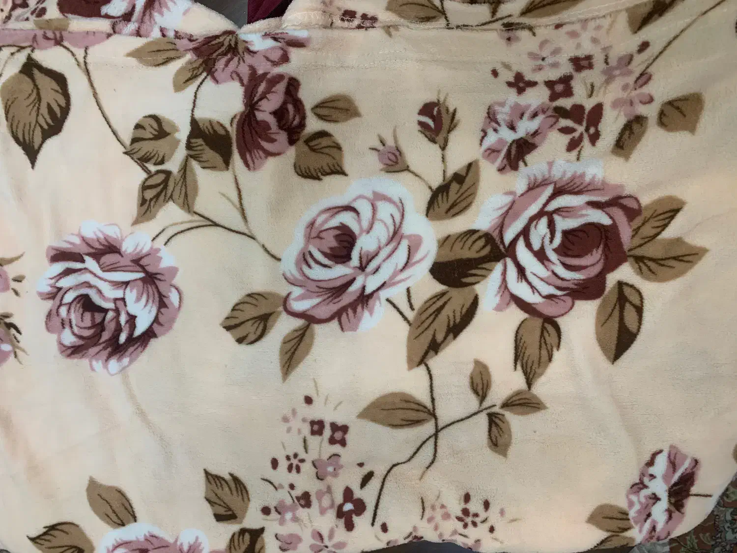 پتوی مسافرتی و روتختی دونفره (همه نو نو نو )|رختخواب، بالش، پتو|شیراز, فضل‌آباد|دیوار