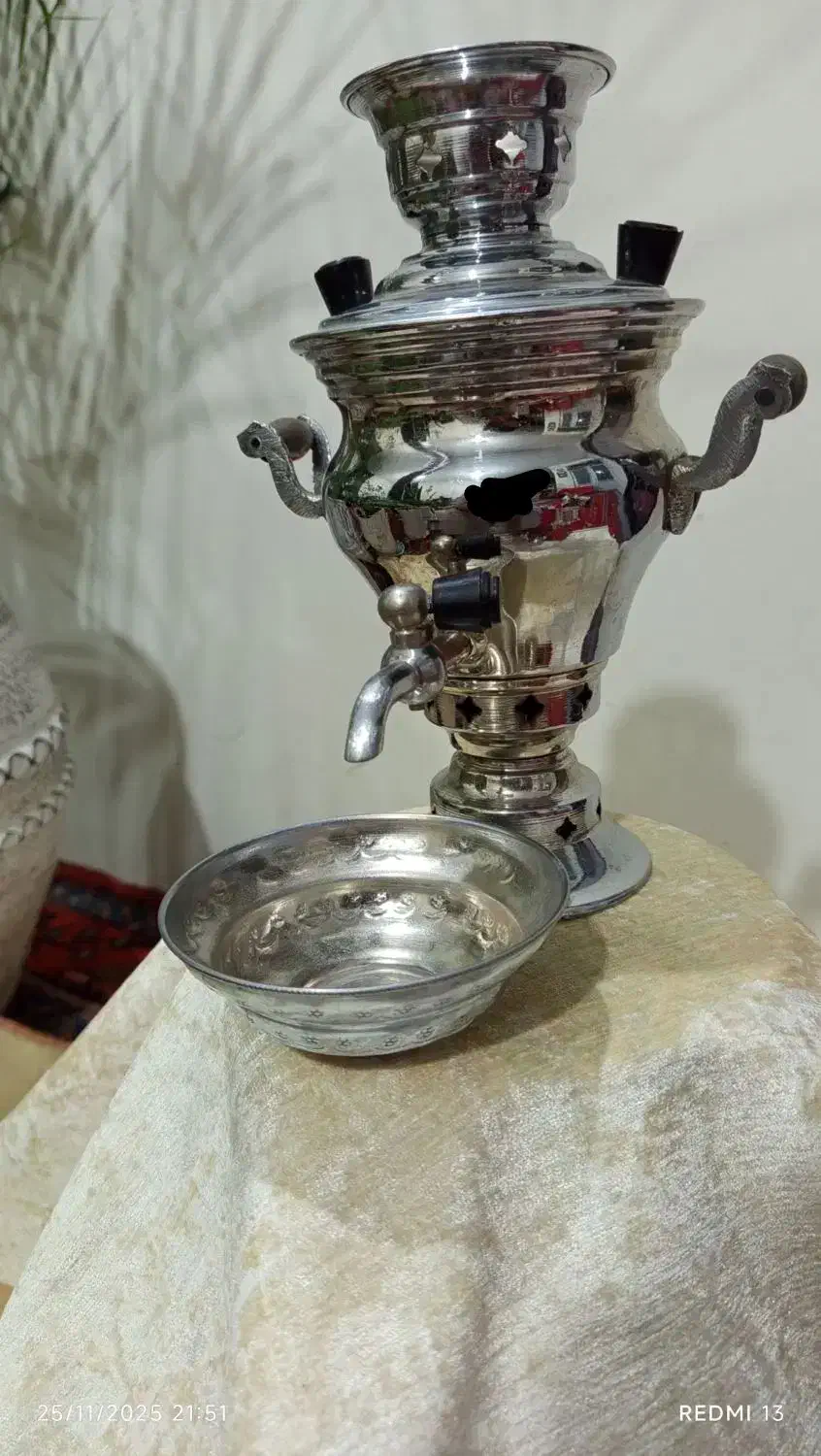 لوازم قدیمی و مناسب تزیین یلدا|کلکسیون اشیاء عتیقه|تبریز, |دیوار