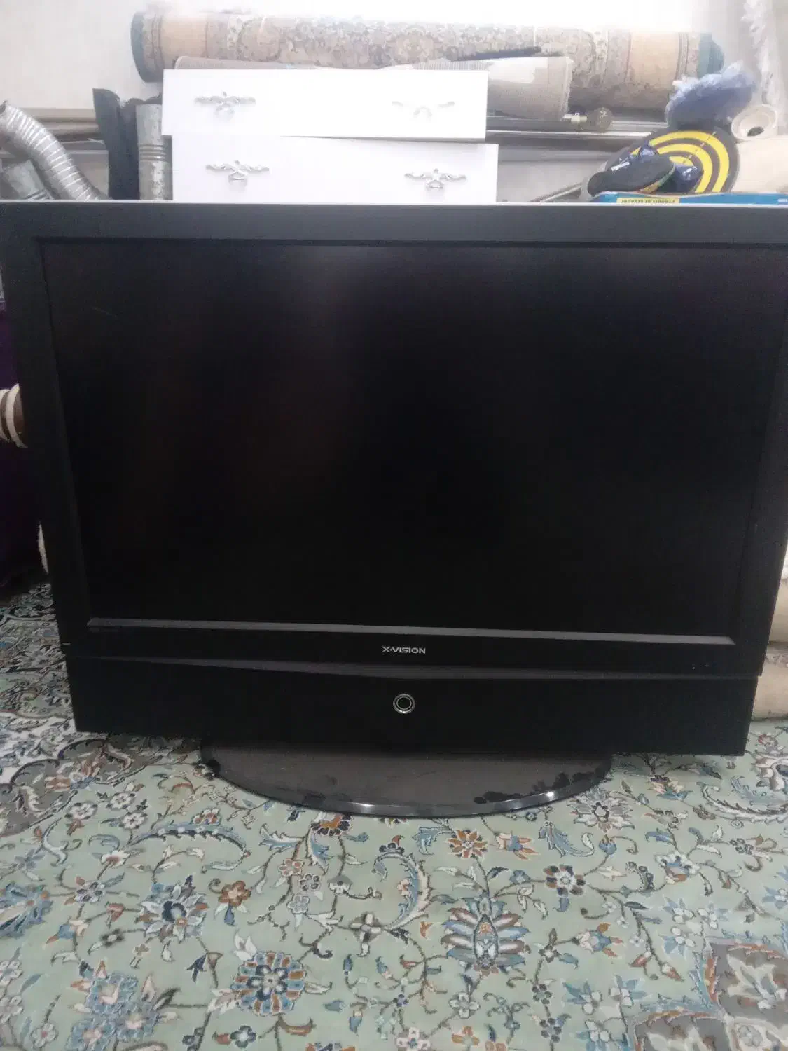 تلوزیون ۴۶ اینج تصویرشکسته|تلویزیون و پروژکتور|اردبیل, |دیوار