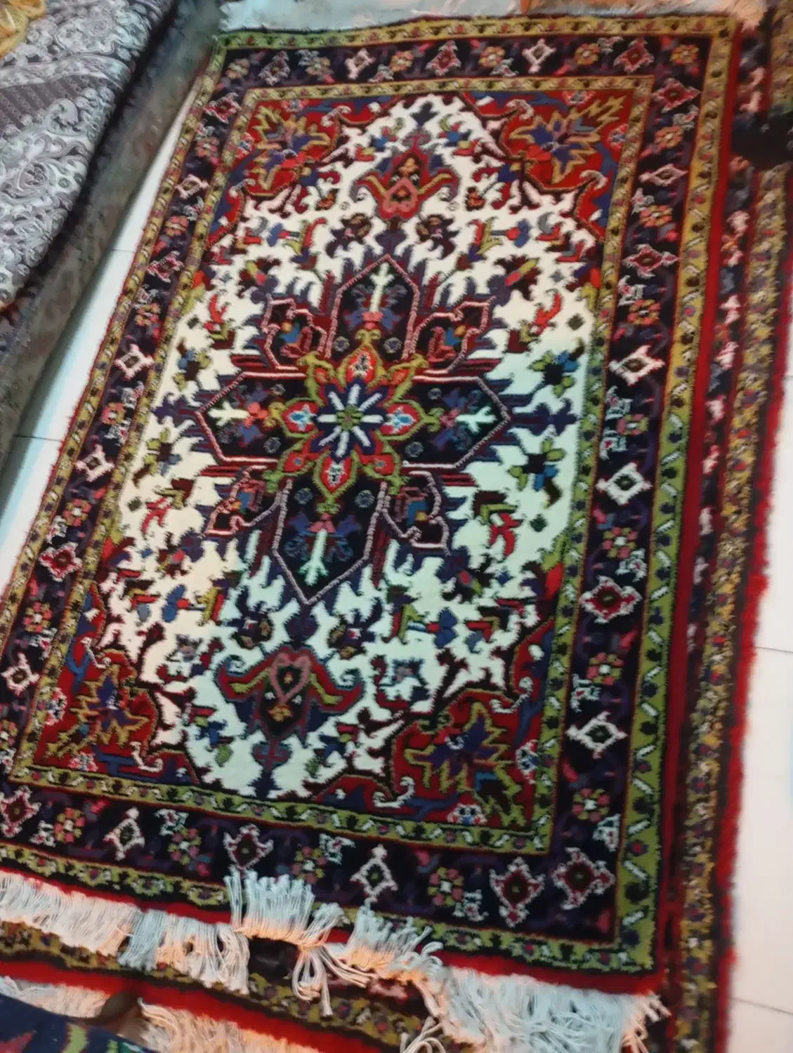 فرش دست بافت هریس و علیا|فرش|تبریز, |دیوار