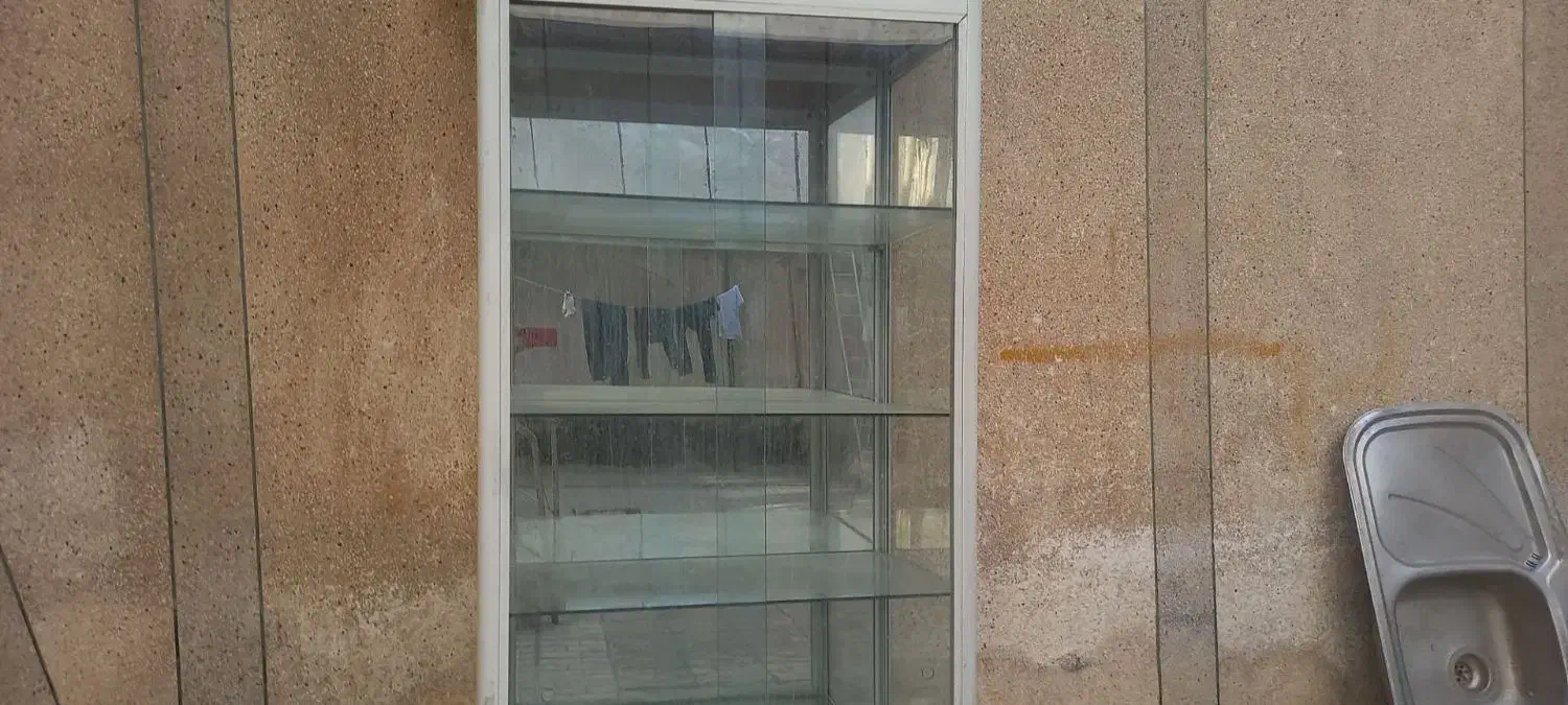 بوفه یا ویترین المینیومی|بوفه، ویترین، کنسول|مشهد, حسین‌آباد|دیوار