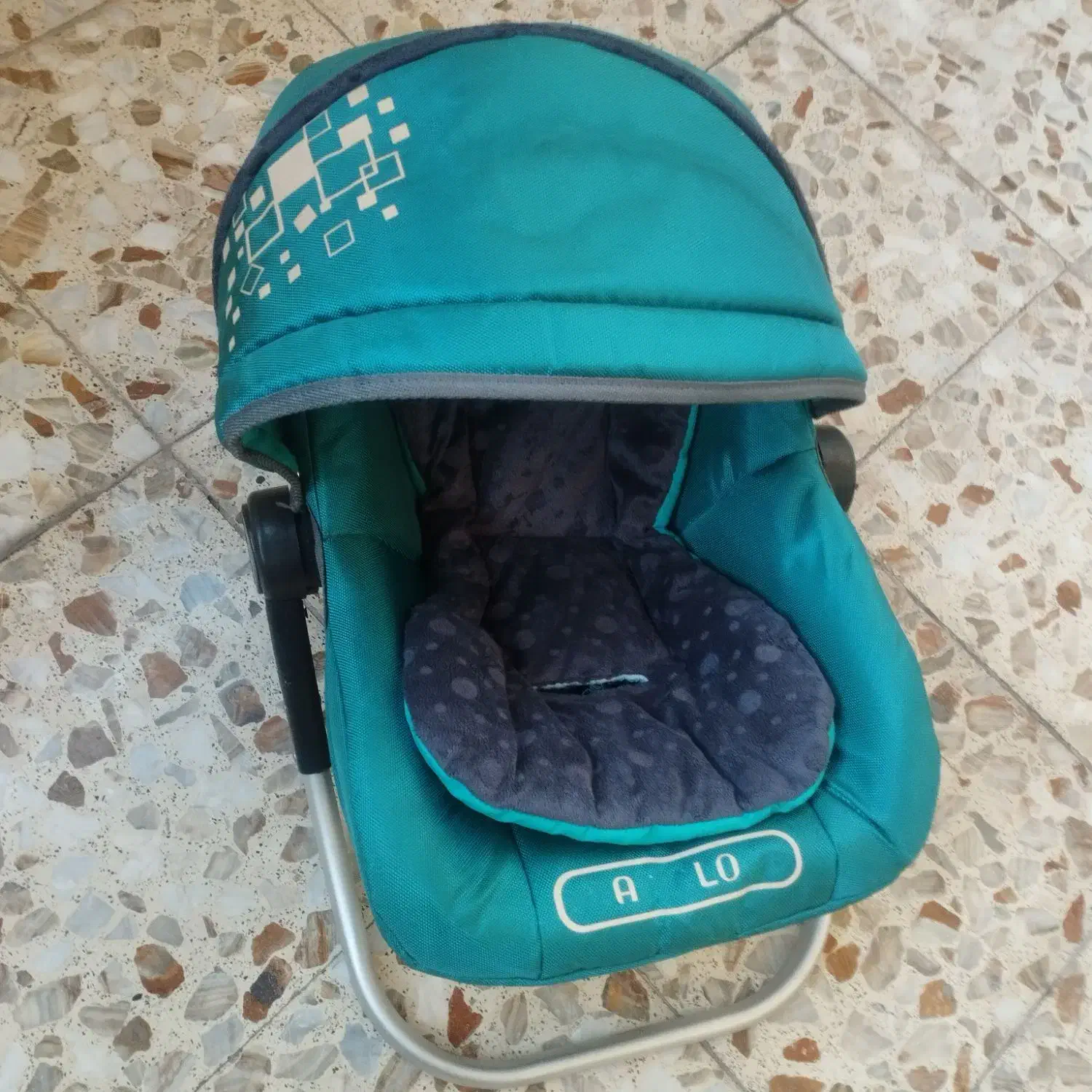 کریر در حد نو|اسباب و اثاث بچه|اندیمشک, |دیوار