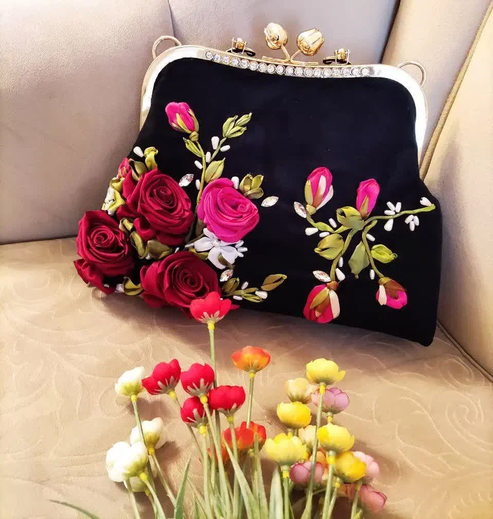 کیفهای مجلسی روباندوزی شده|کیف، کفش، کمربند|اردبیل, |دیوار