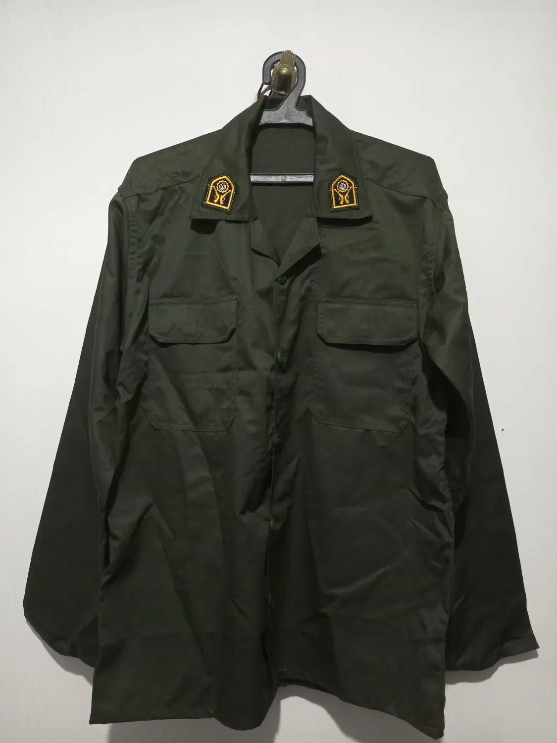 دو ست لباس سربازی نیروی انتظامی|لباس|بندر انزلی, کارآموزی|دیوار