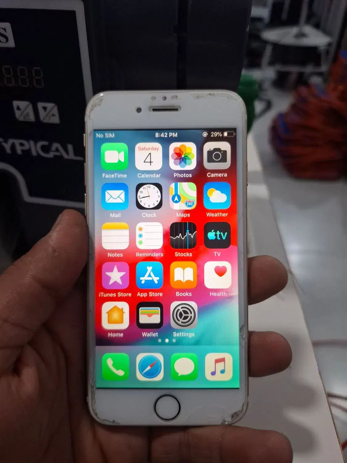 اپل iPhone 6 با حافظهٔ ۱۶ گیگابایت|موبایل|مشهد, تلگرد|دیوار