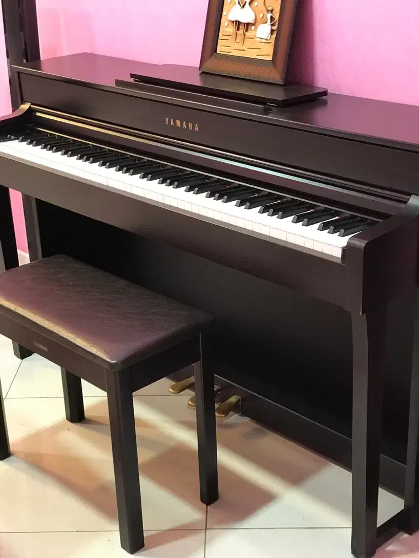 پیانو یاماها CLP-635|پیانو، کیبورد، آکاردئون|رشت, لاکانی|دیوار