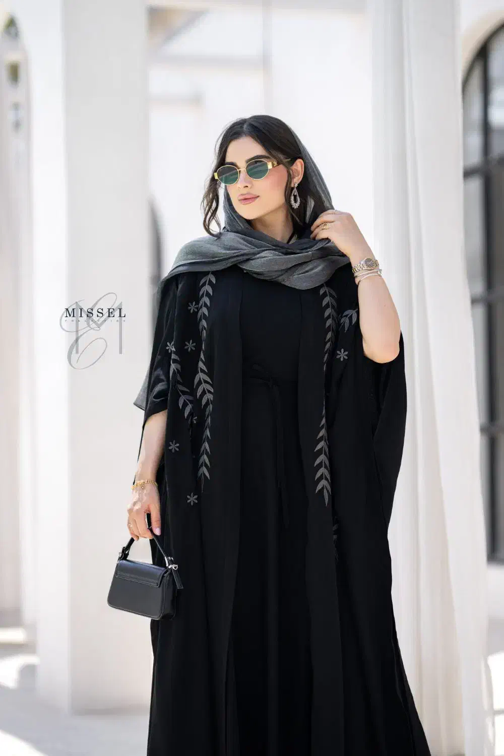 عبا خاص و مجلسی|لباس|قم, سالاریه|دیوار