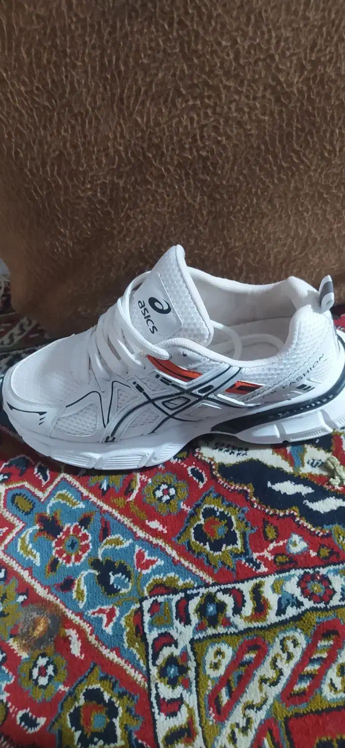 کتونی آسیکس سایز 42|کیف، کفش، کمربند|خرم‌آباد, |دیوار