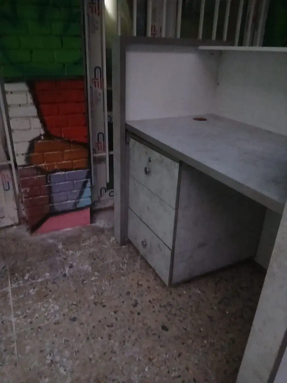 میز کانتر|دفتر کار|ری, دیلمان|دیوار