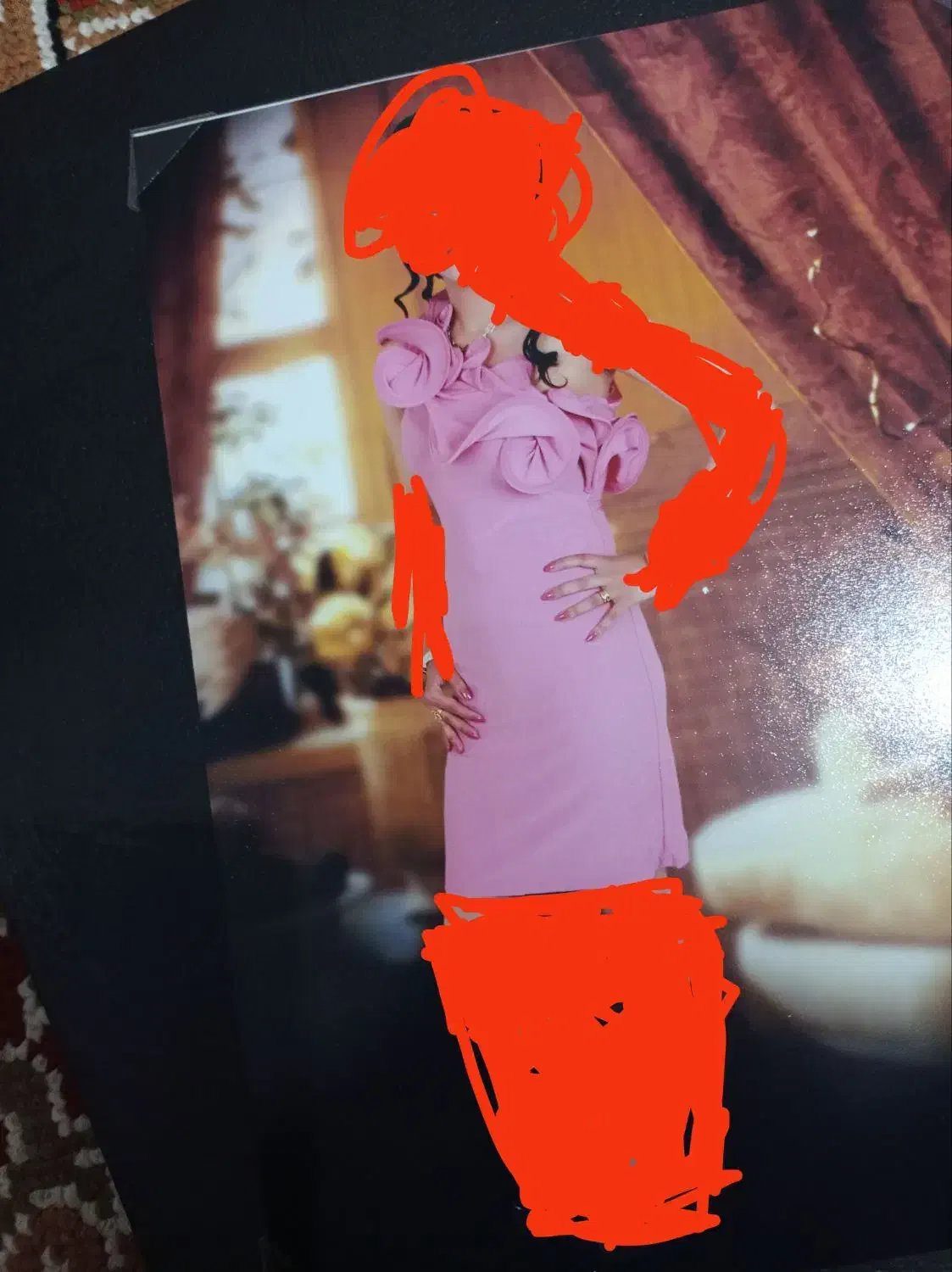 لباس مجلسی|لباس|طرقبه, |دیوار