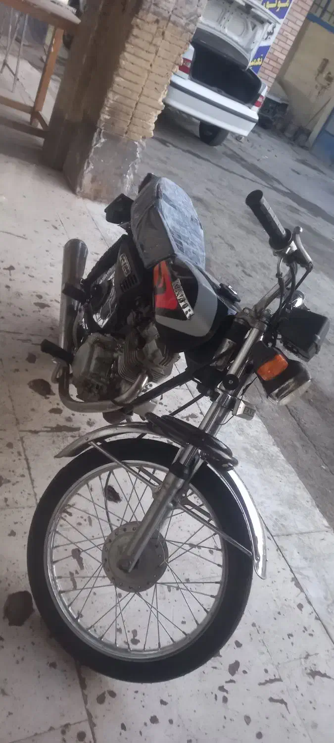 موتور کبیر 125مدل 93|موتورسیکلت|فولادشهر, سایت صنعتی کاوه|دیوار
