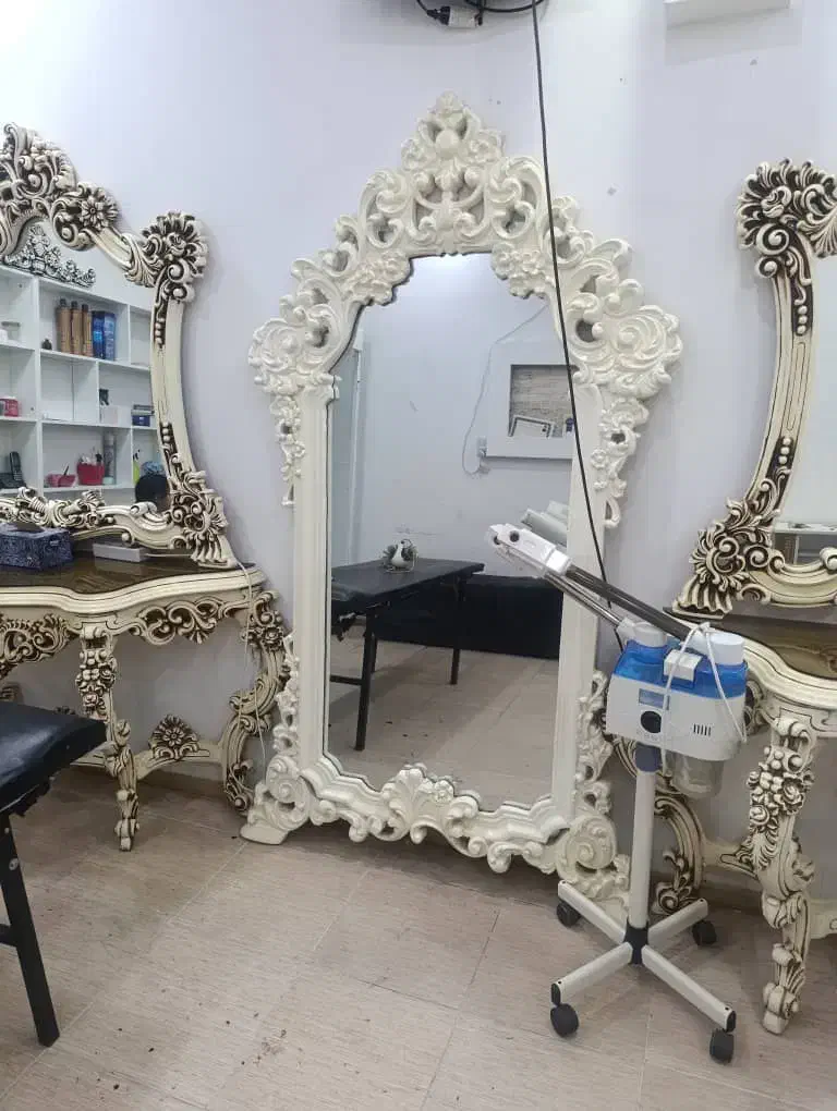 فروش لوازم سالن زیبای در حد نو|آرایشگاه و سالن‌های زیبایی|دره شهر, |دیوار