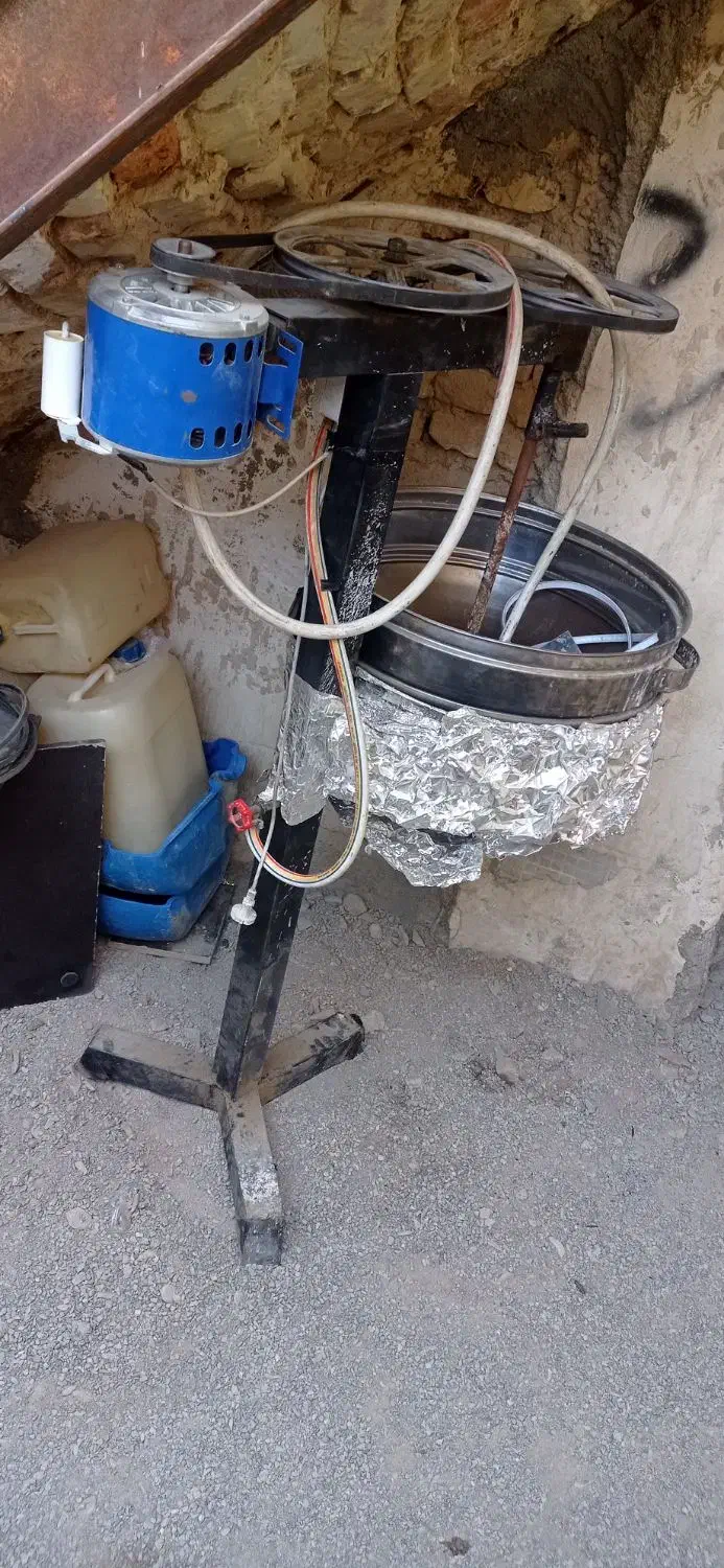 دستگاه تخمه ساز و ویترین|فروشگاه و مغازه|سیب و سوران, |دیوار