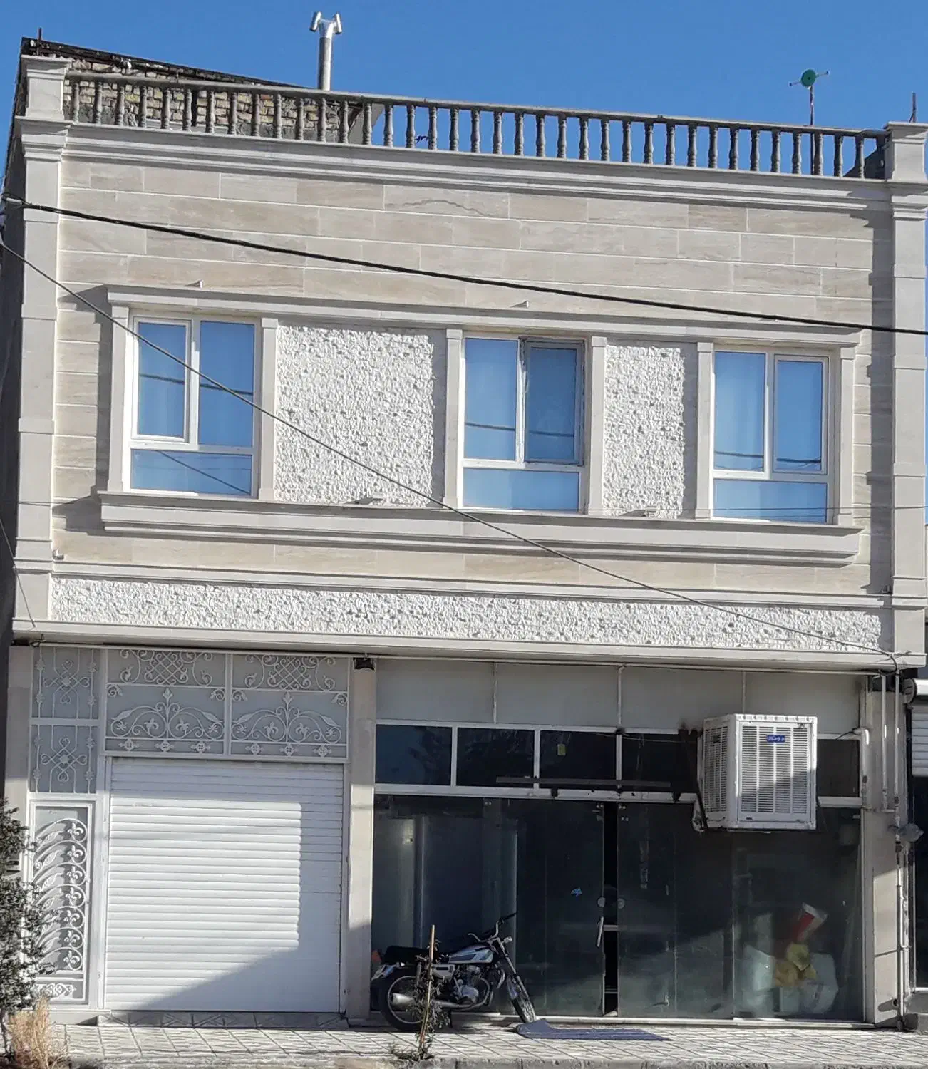 فروش تجاری - مسکونی شیک دربهترین منقطه شهر قاین|فروش خانه و ویلا|قائن, |دیوار