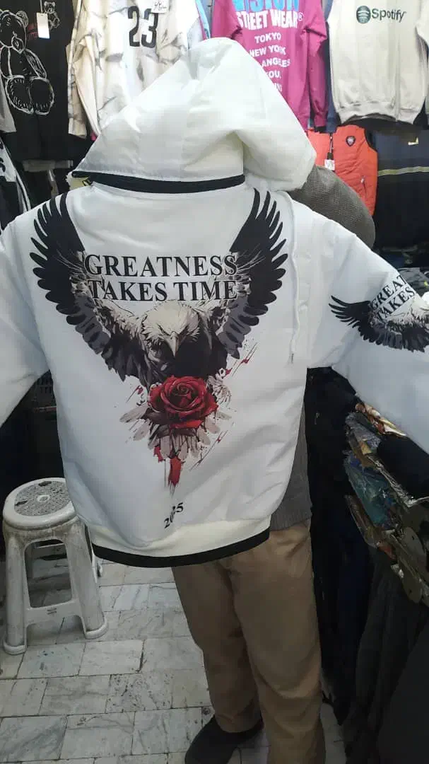 کاپشن|لباس|ماکو, |دیوار