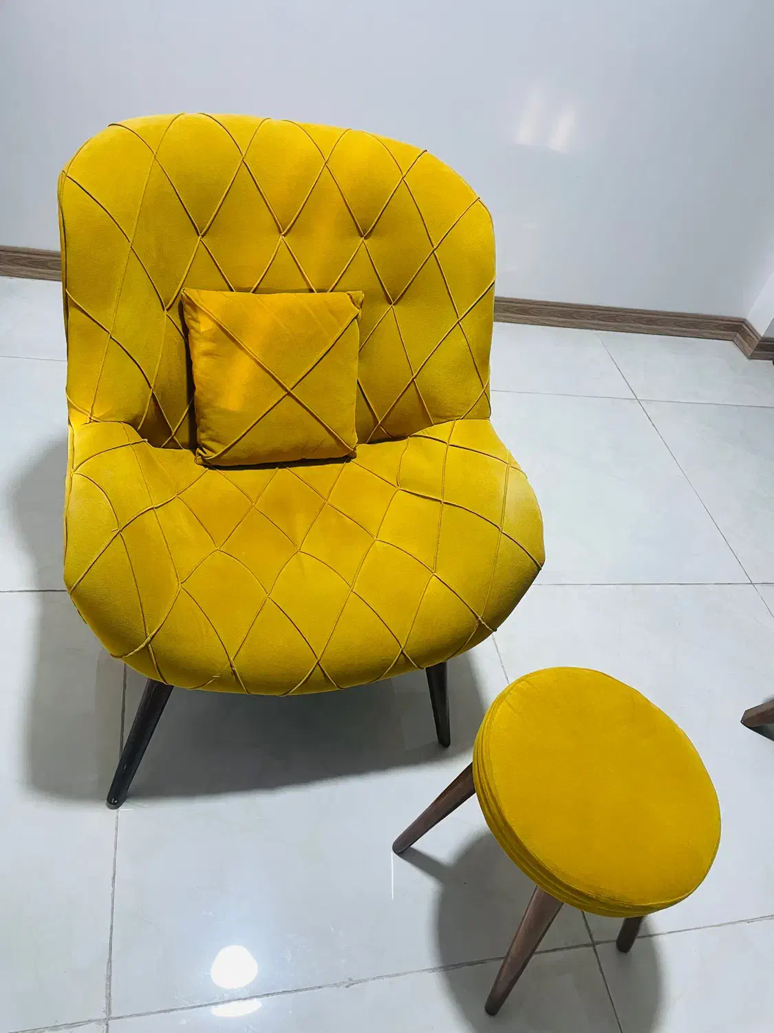 بار و صندلی راحتی|صندلی و نیمکت|دزفول, |دیوار