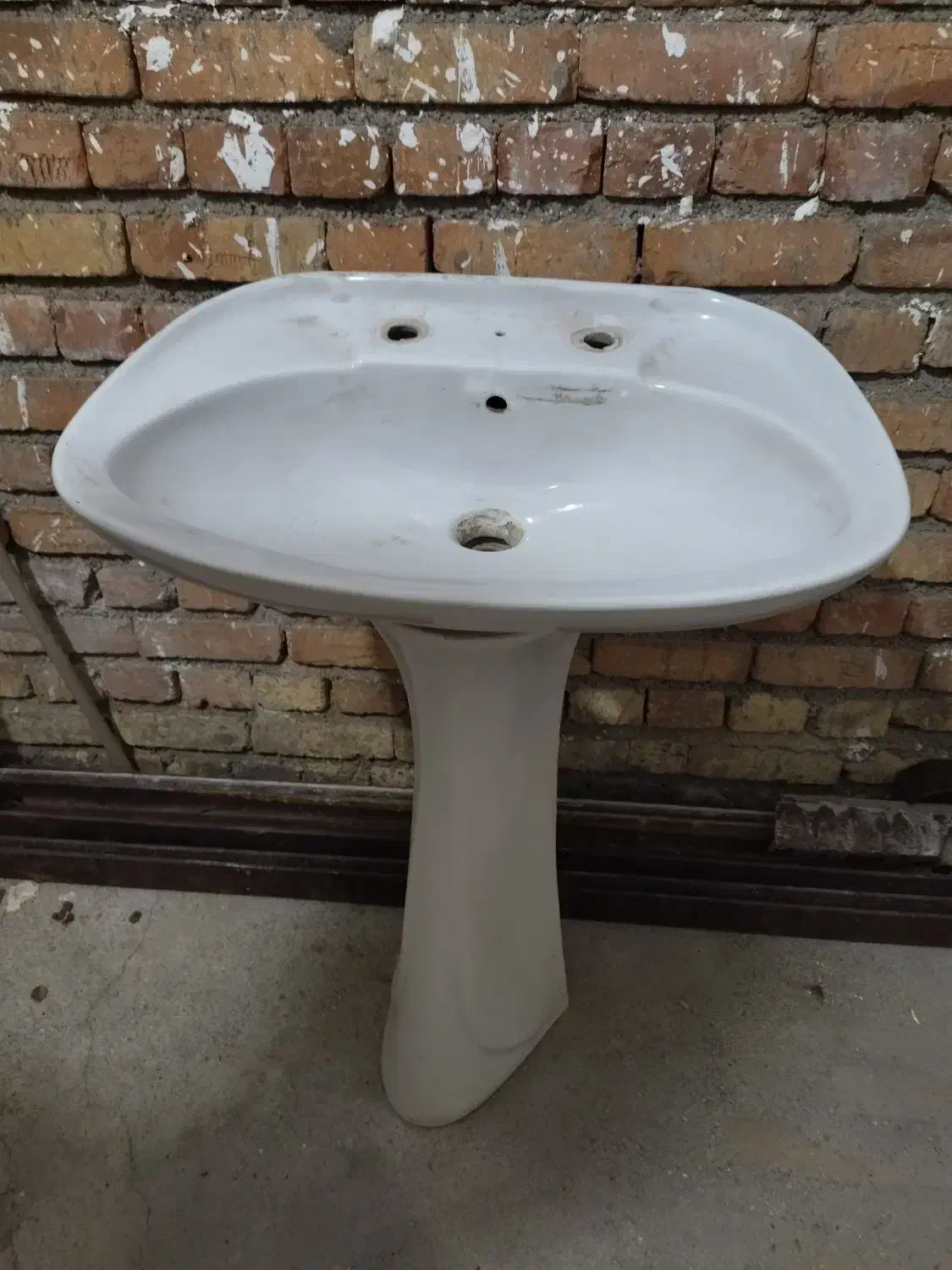 روشویی سالم|لوازم سرویس بهداشتی|ارومیه, |دیوار