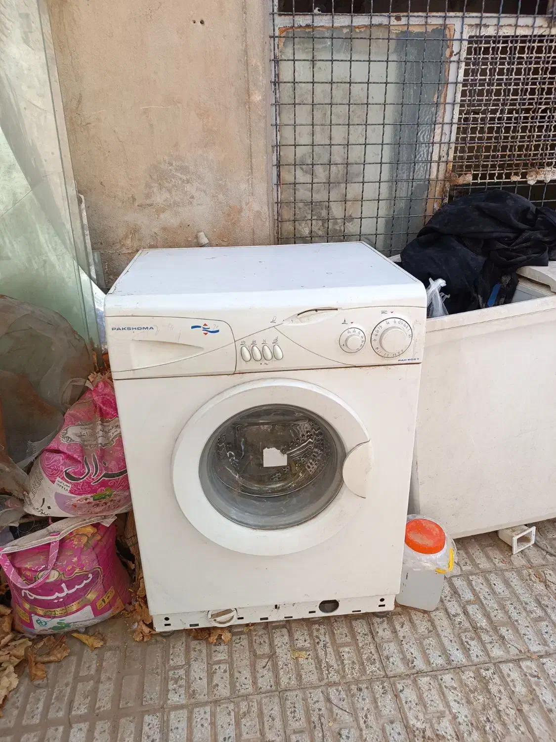 ماشین لباسشویی پاکشوما|ماشین لباسشویی و خشک‌کن لباس|سبزوار, طبرسی (جعفرآباد)|دیوار
