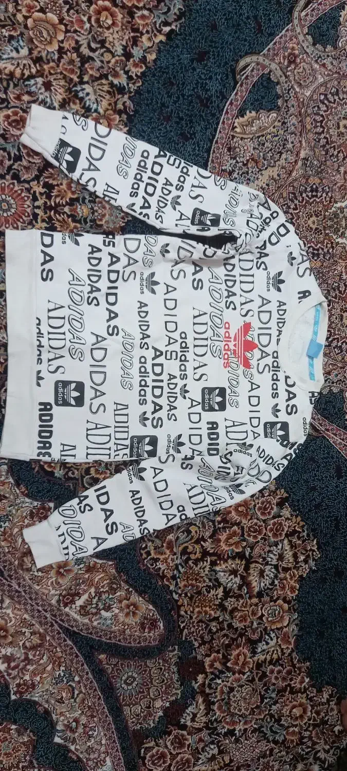 دورس و کاپشن|لباس|رباطکریم, شترخوار|دیوار