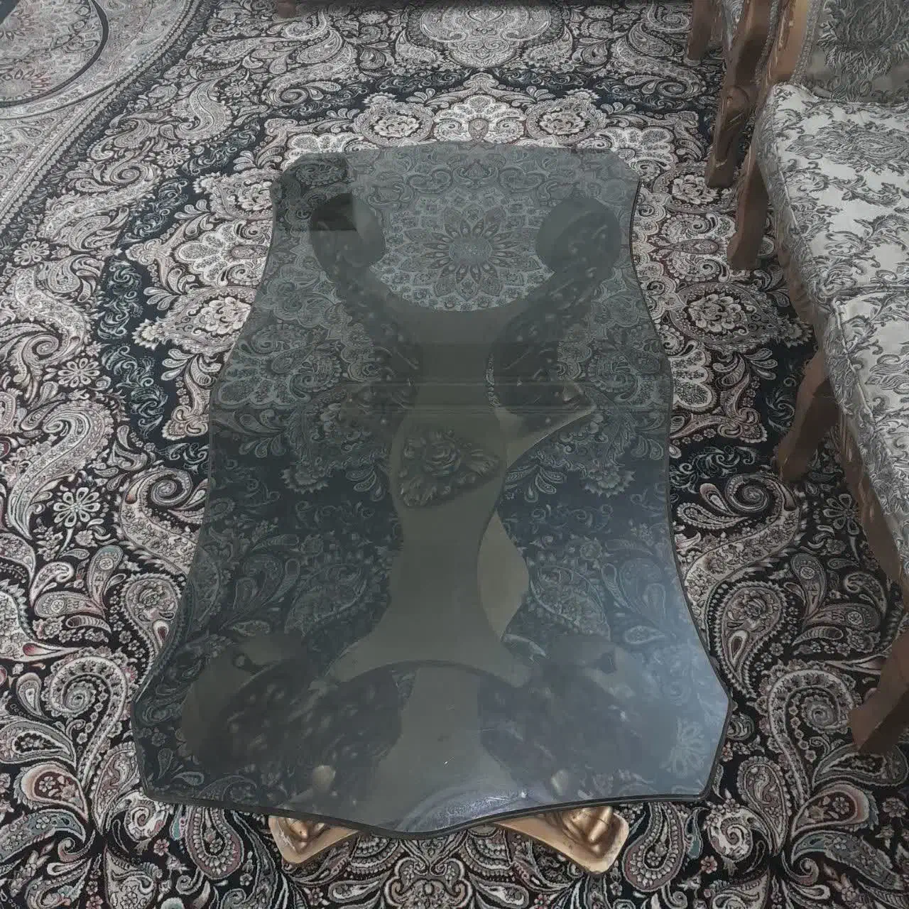 مبل سلطنتی|مبلمان خانگی و میز عسلی|قم, باغ شریفی|دیوار