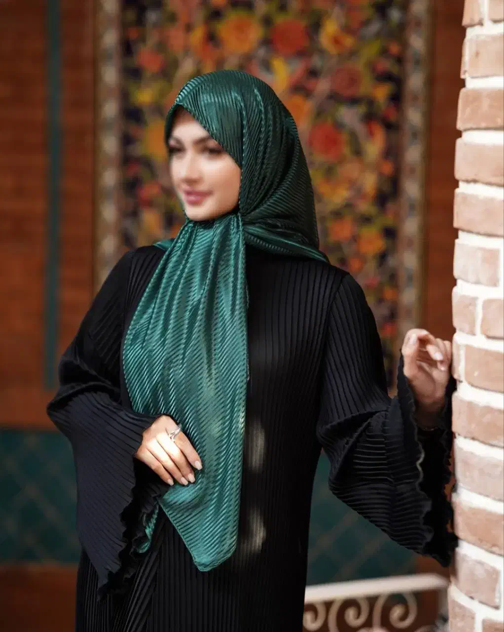 روسری مجلسی و روزمره|لباس|قم, باغ کرباسی|دیوار