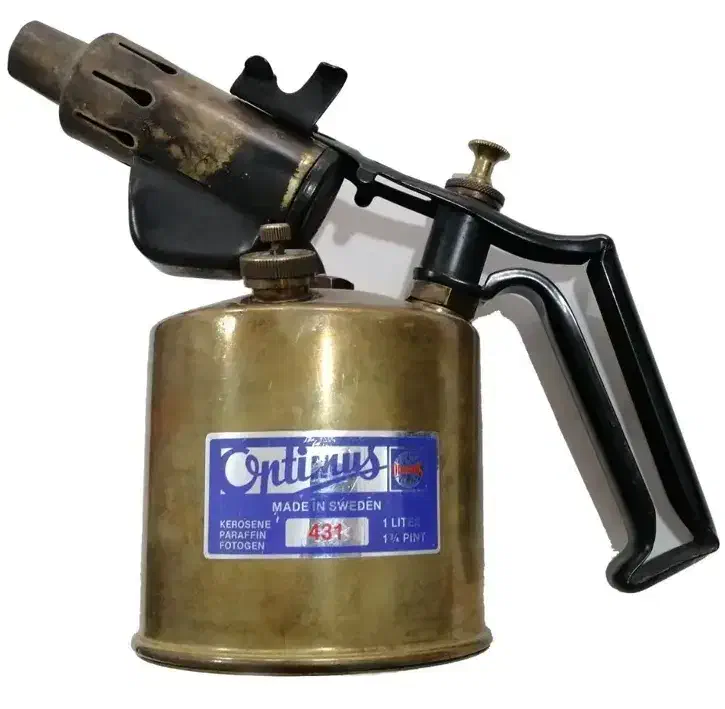 چراغ قدیمی|کلکسیون اشیاء عتیقه|اراک, |دیوار