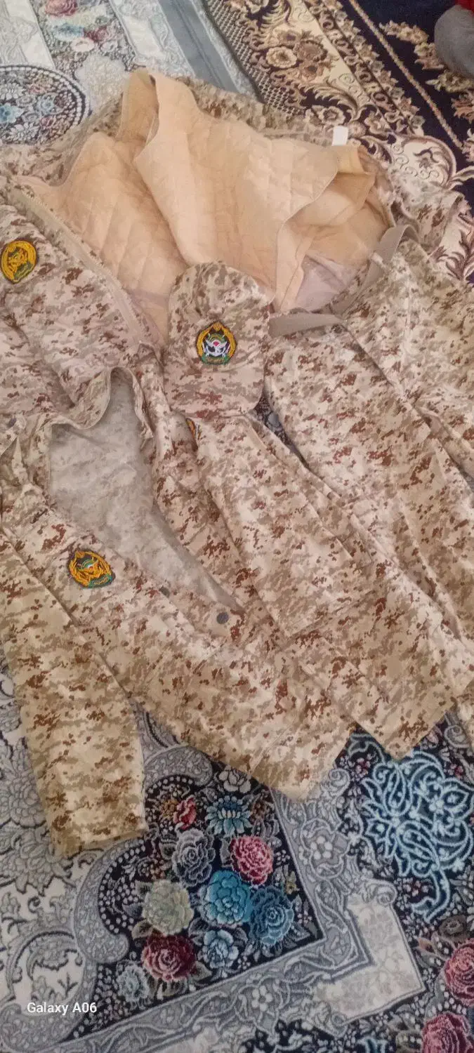 لباس.  نظامی. نو|لباس|خوشاب, |دیوار