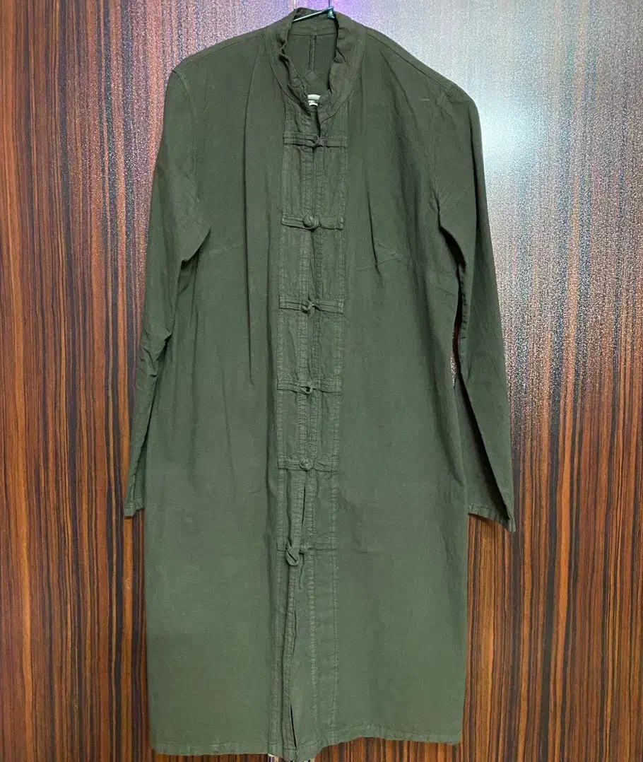 مانتو|لباس|مشهد, هنرستان|دیوار