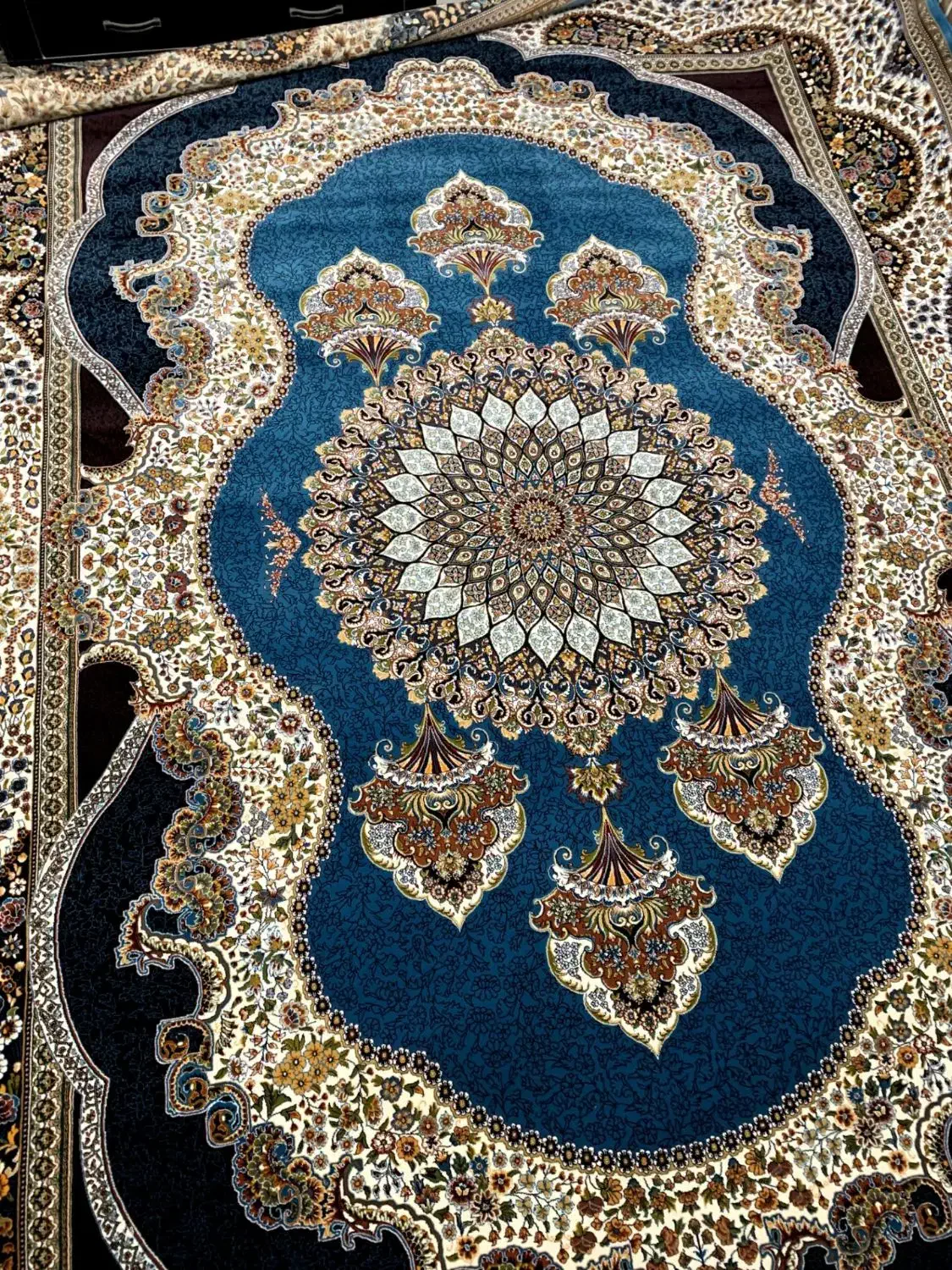 یک جفت قالی ۱۲متری|فرش|گالیکش, |دیوار