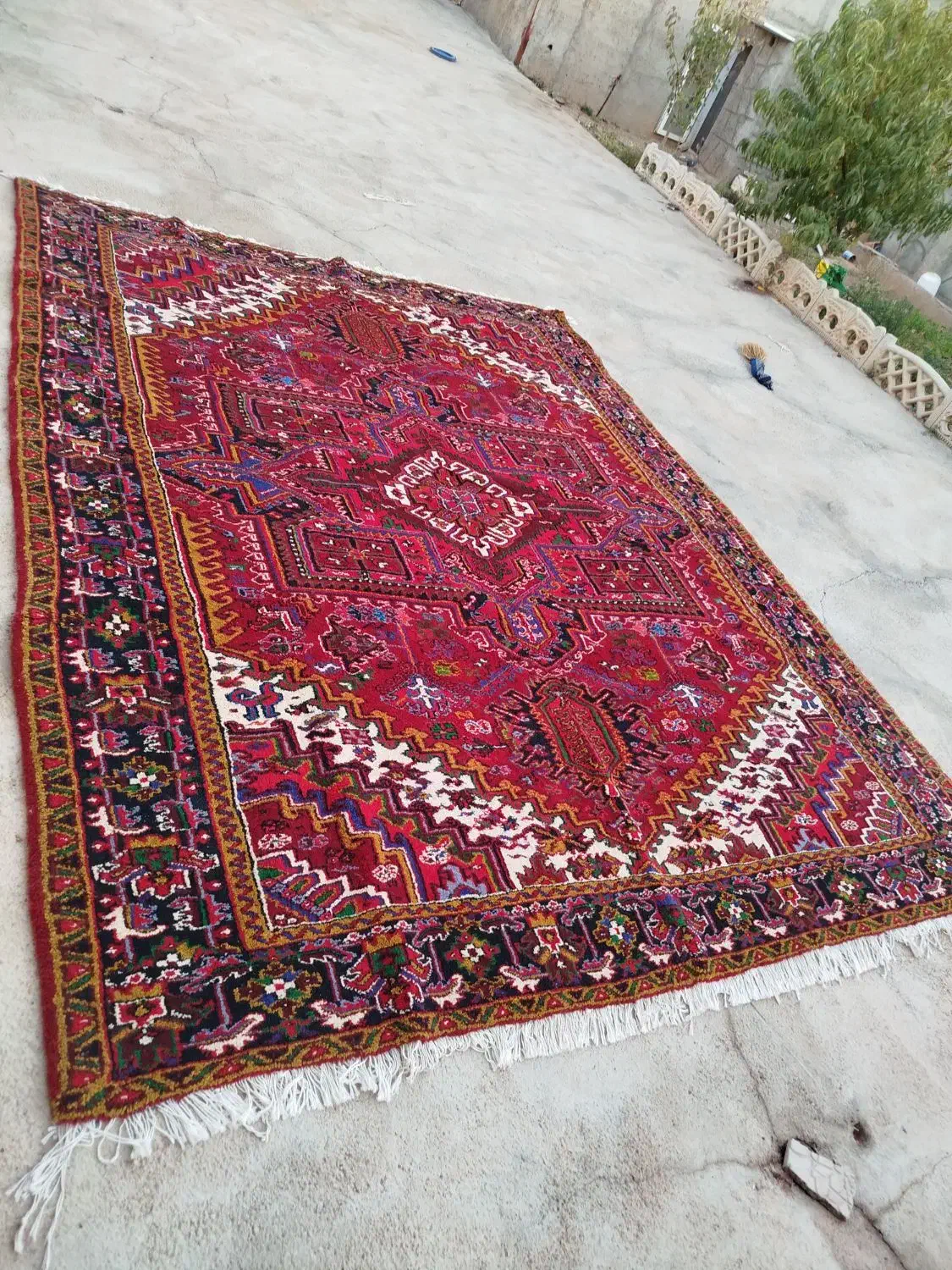 فرش ۱۲ متری بارماخ توخوش اصل مهربان نقشه|فرش|تبریز, |دیوار