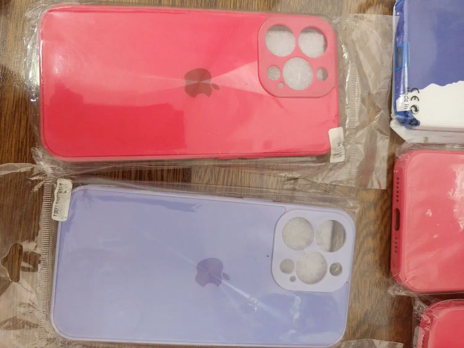 تعدادی قاب یکجا فروشی|لوازم جانبی موبایل و تبلت|تهران, شمیران‌نو|دیوار