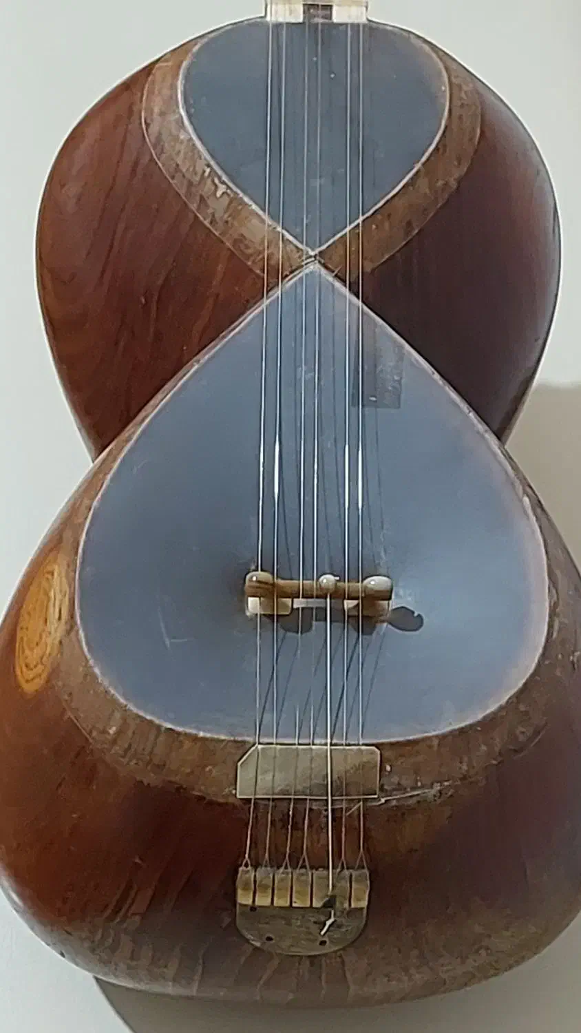 تار قدیمی حاجی آقا با مهر دسترنج|سازهای سنتی|تهران, جنت‌آباد مرکزی|دیوار