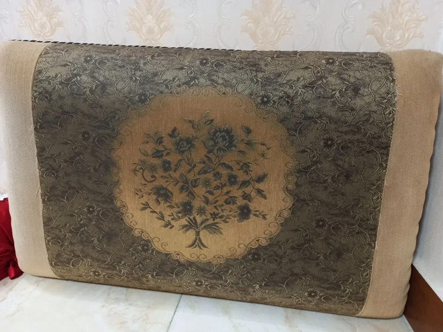 پشتی کاملا سالم|پشتی|قرچک, مهدیه|دیوار