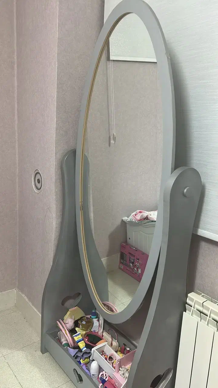 آینه قدی|آینه|شیراز, چوگیاه‎|دیوار