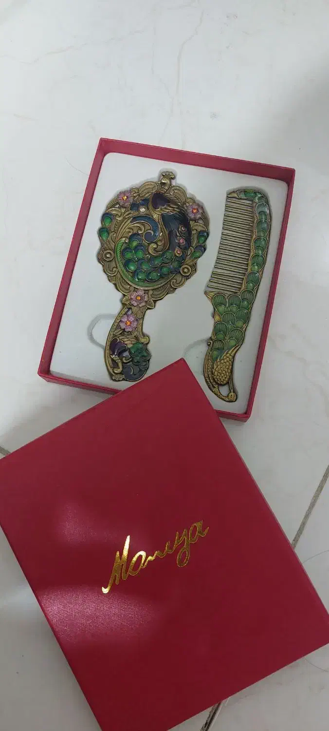 ست آینه و شونه پرنسسی برای هدیه ولنتاین و روز زن|بدلیجات|اصفهان, جلالیه|دیوار