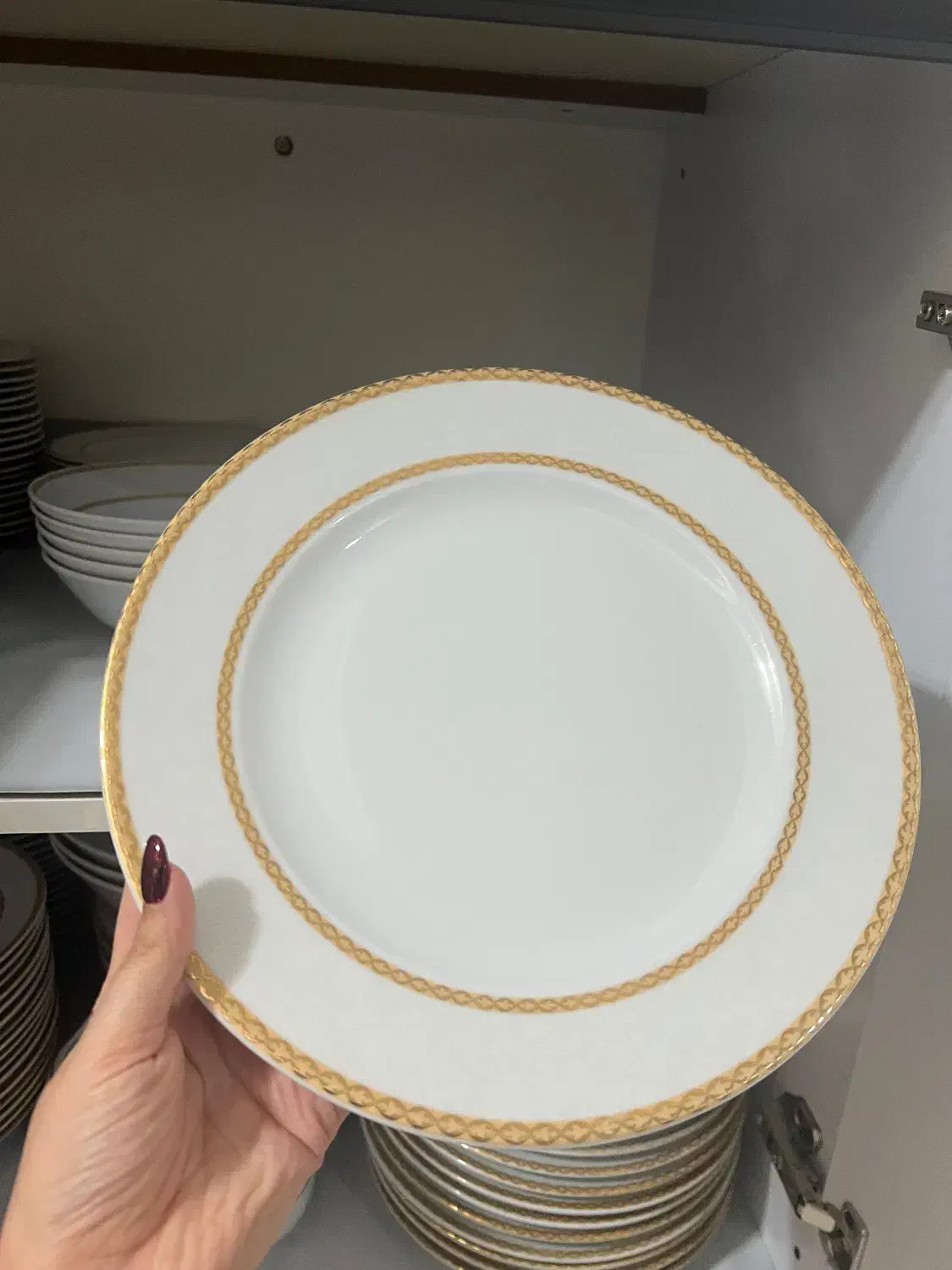 سرویس مقصود یکجا به فروش میرسد|ظروف سرو و پذیرایی|تهران, پرستار|دیوار