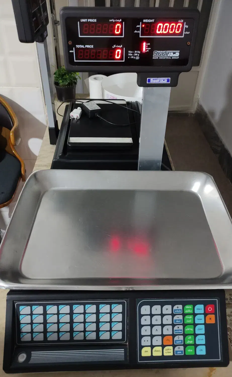 ترازو دیجیتال فروشگاهی تمیز|فروشگاه و مغازه|خرمآباد, |دیوار