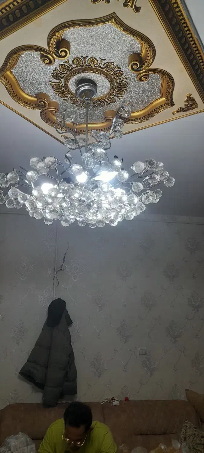 لوستر بلوری|لوستر و چراغ آویز|محمدیه-قزوین, |دیوار