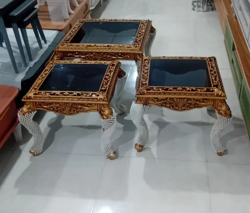 جلو مبلی سلطنتی|مبلمان خانگی و میز عسلی|یزد, |دیوار