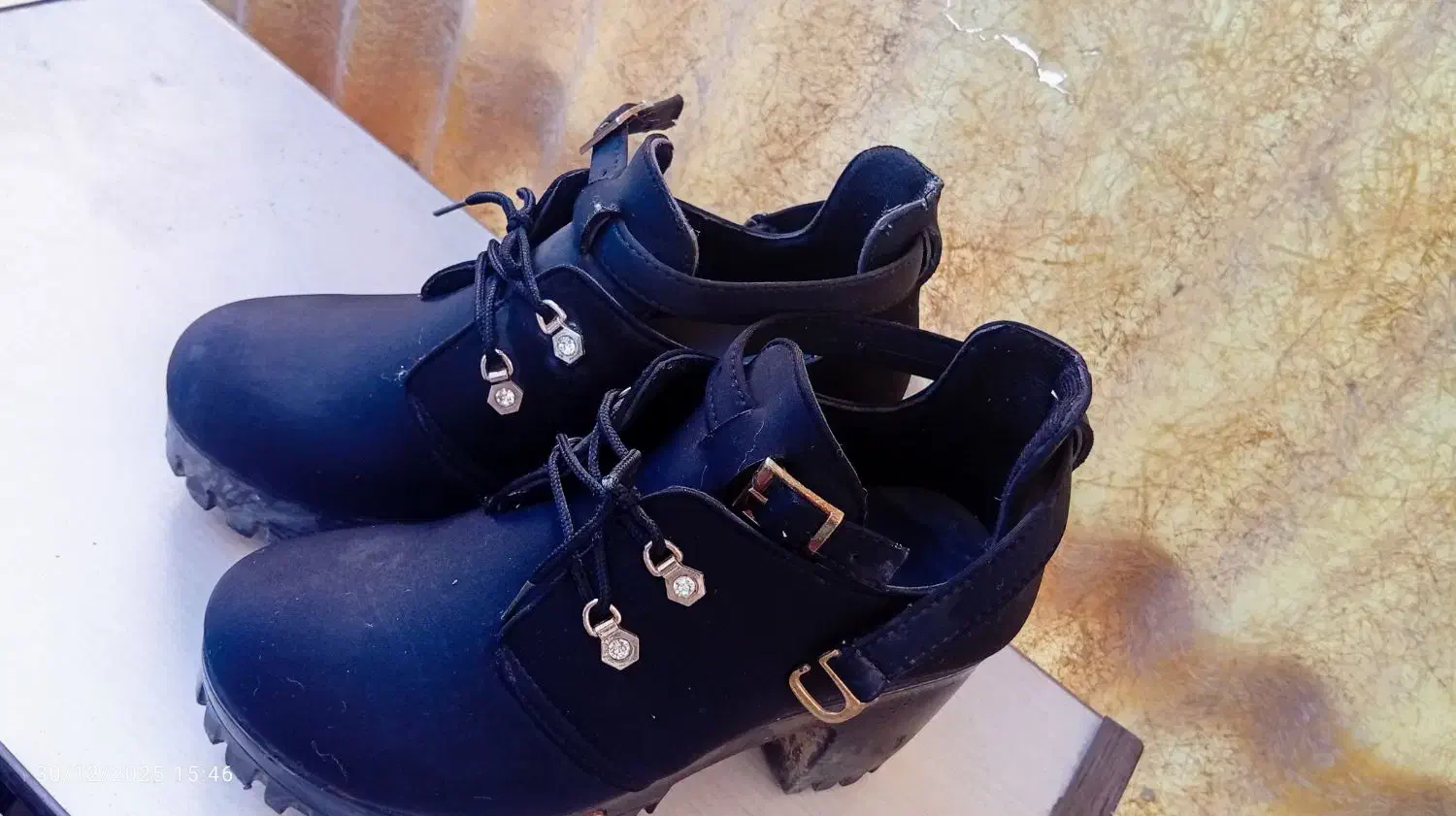 کفش|کیف، کفش، کمربند|سنندج, |دیوار