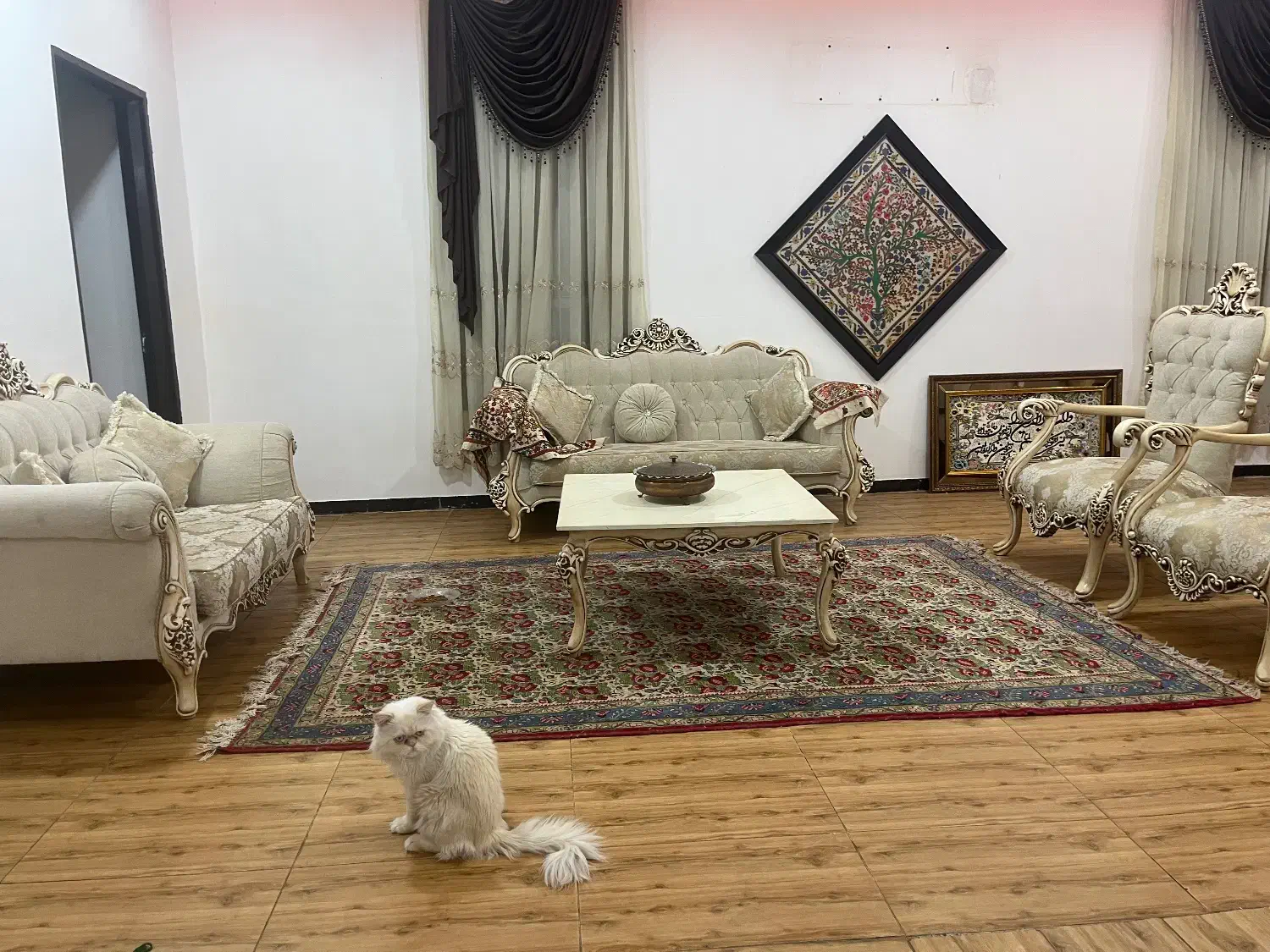 فروش مبل و میز|مبلمان خانگی و میز عسلی|جیرفت, |دیوار