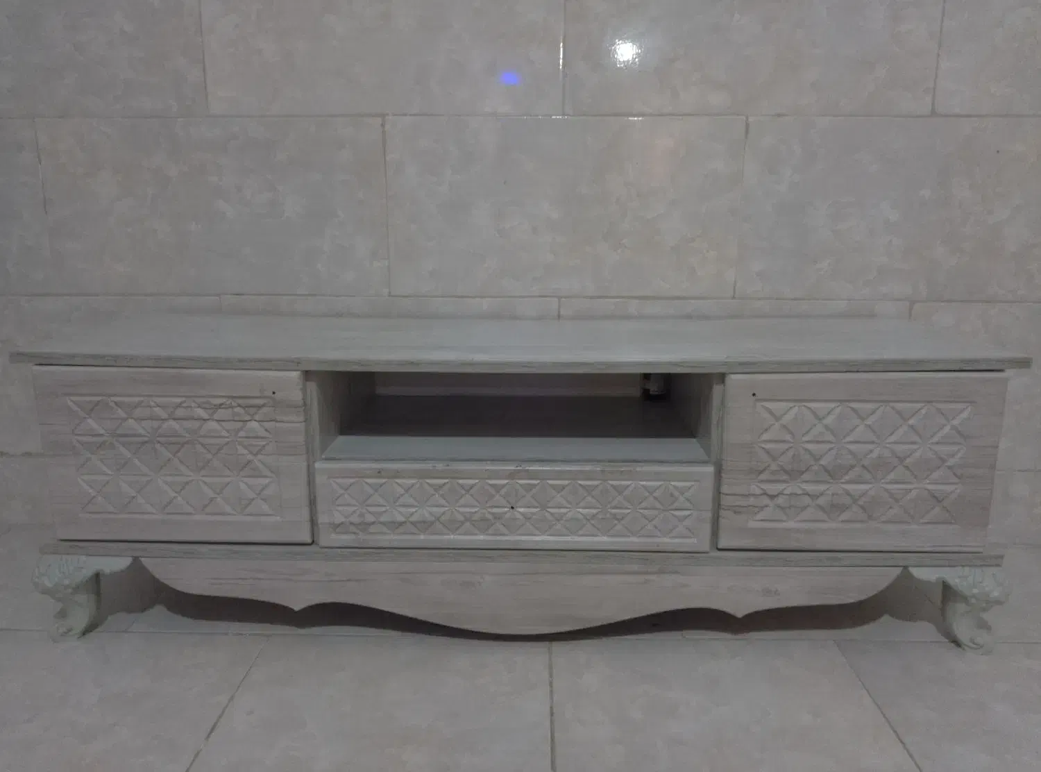 میز تلویزیون رنگ شیری|میز تلویزیون|گرگان, |دیوار