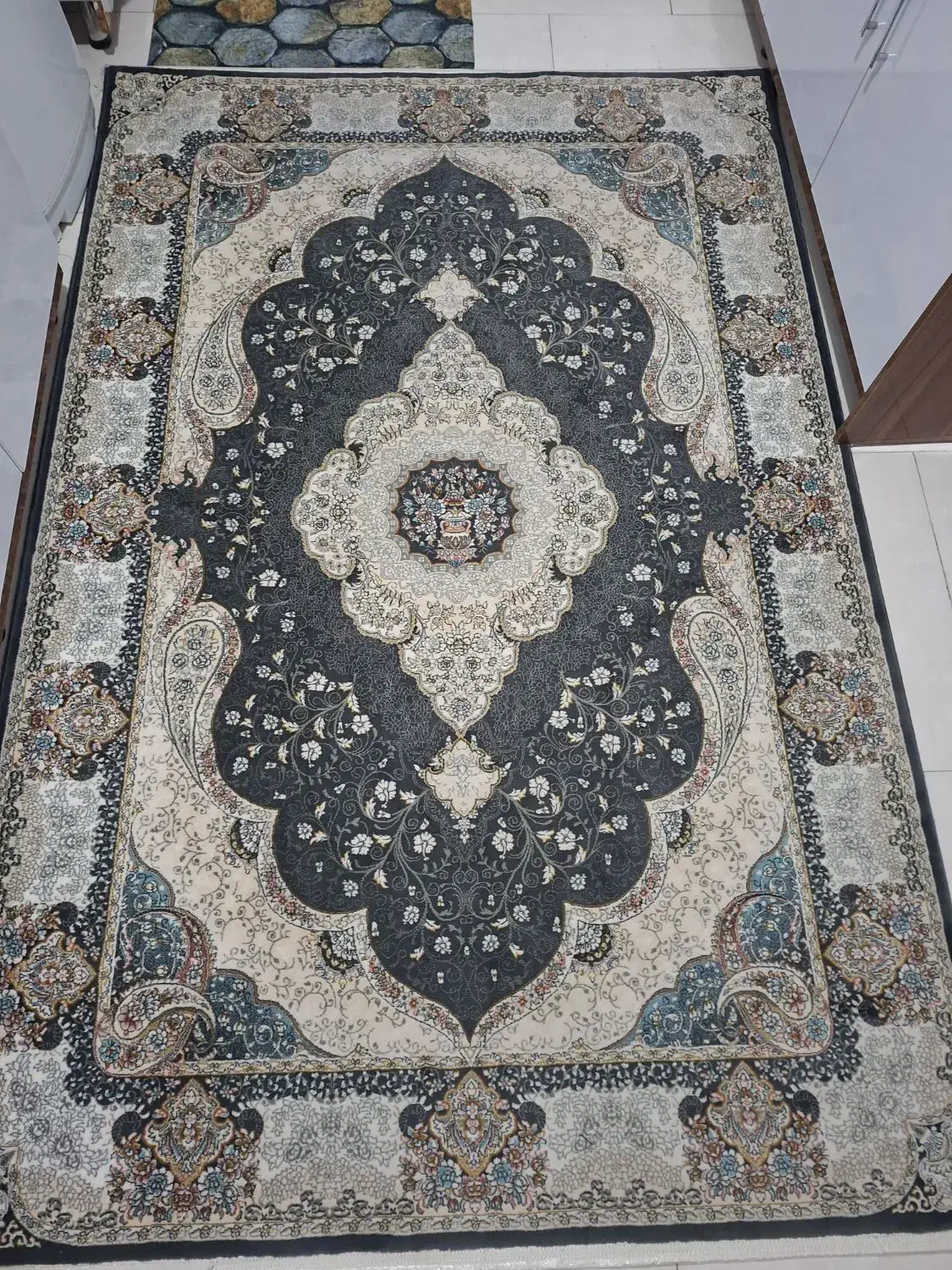 قالی|فرش|مشهد, گلشور|دیوار